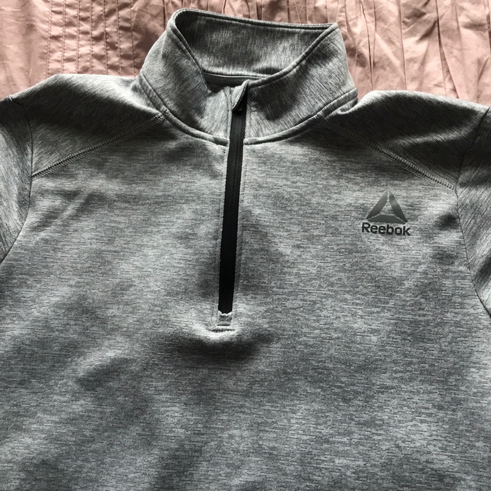 Men’s Reebok Half Zip - Picture 2 of 5